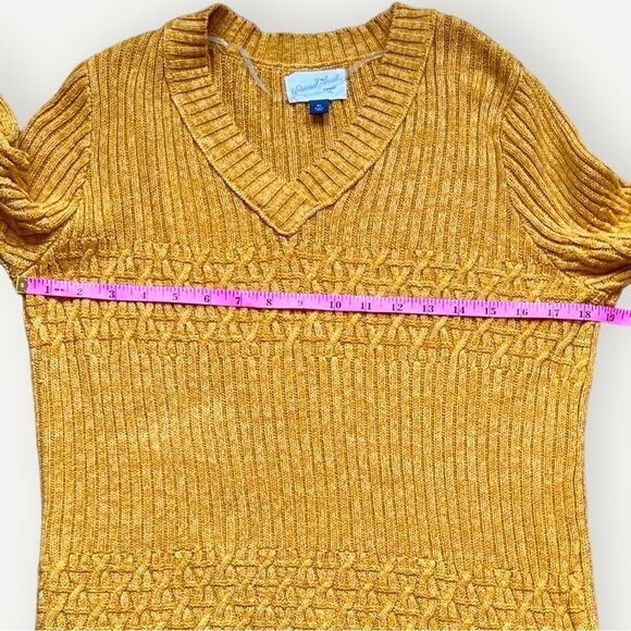 Universal Thread Long Sleeve Mustard Yellow V-Neck Knit Pullover Sweater. XS. - Picture 3 of 6